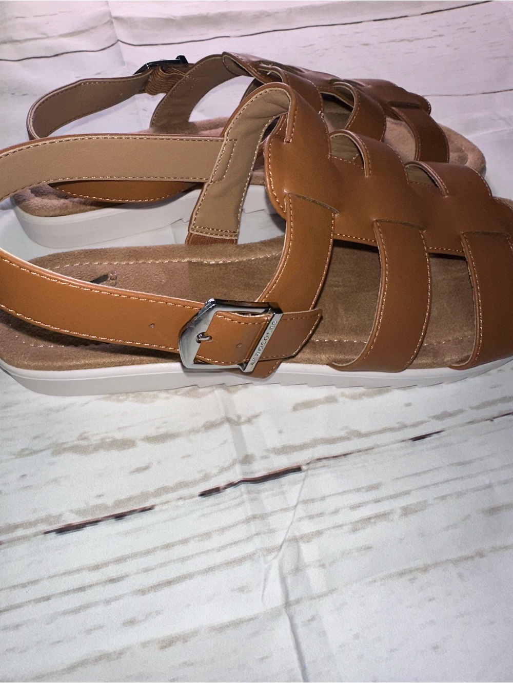 AEROSOLES Tan Strappy Sandals with White Outsole size 12 M - Picture 9 of 9